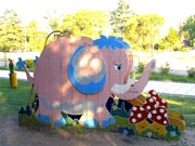 plaza13a.jpg - 14032 Bytes